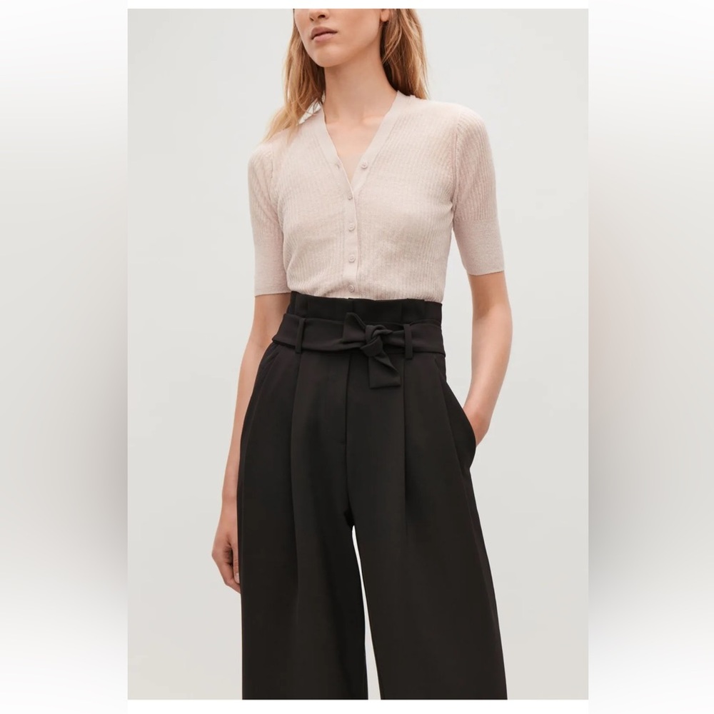 COS olive green paper bag high waist cropped wide leg pant with belt size 4